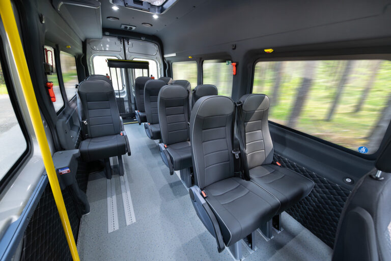 ford e transit taksobuss sisu avestark