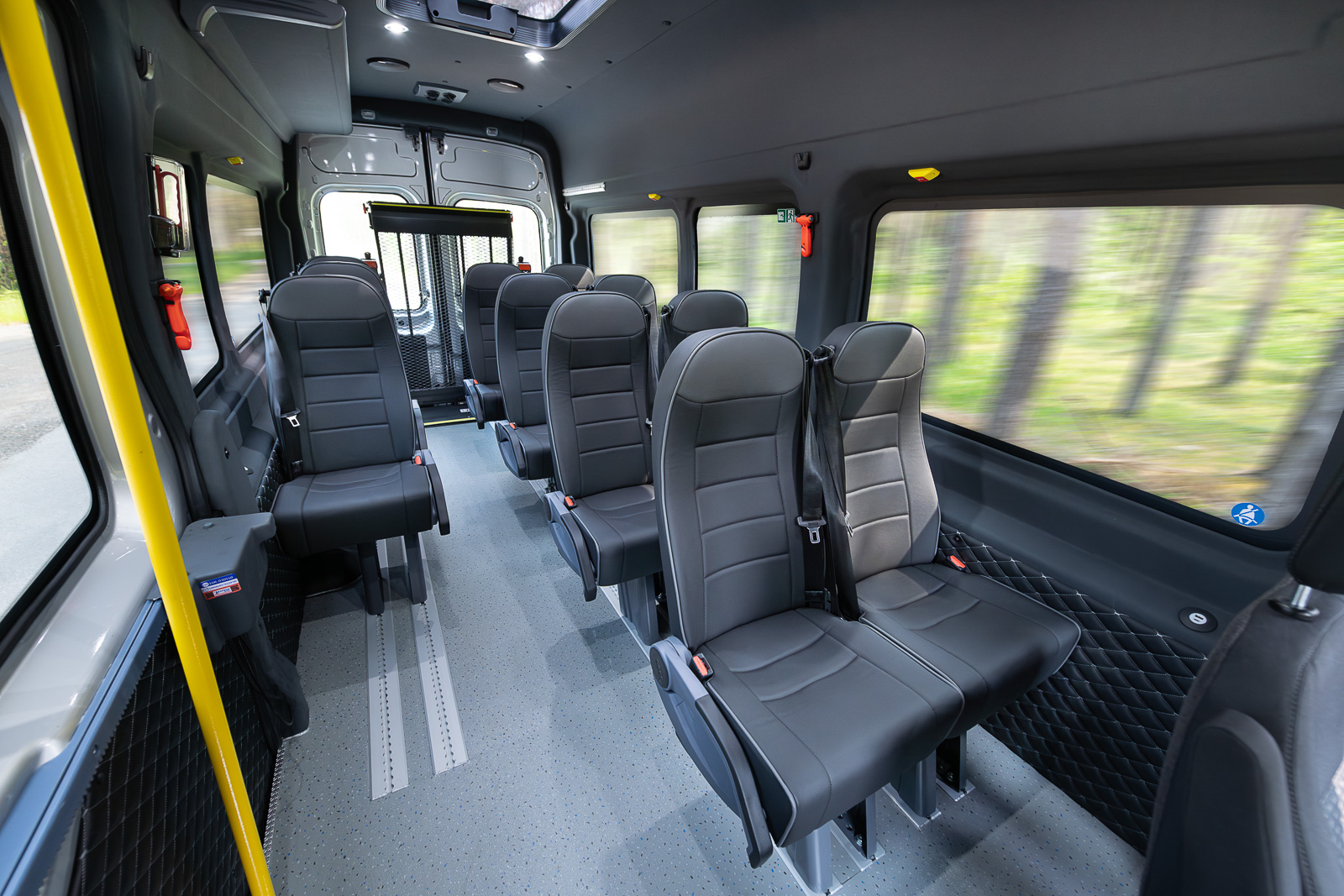 ford e transit taksobuss sisu avestark